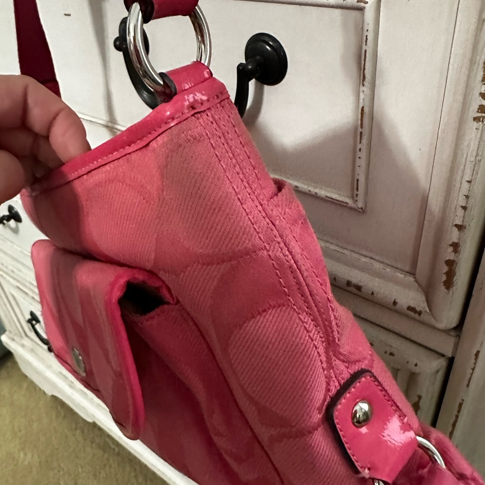 Coach Pink Crossbody bag - Picture 3 of 6